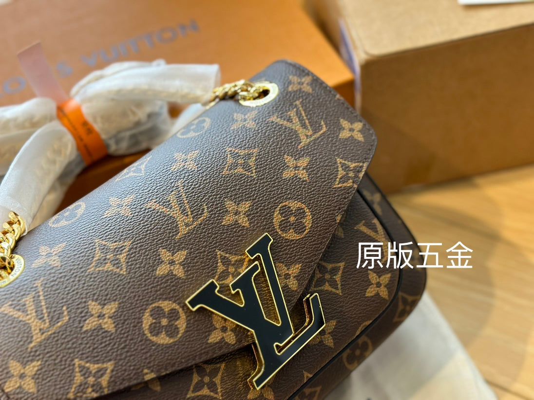2023 VL handbag -241