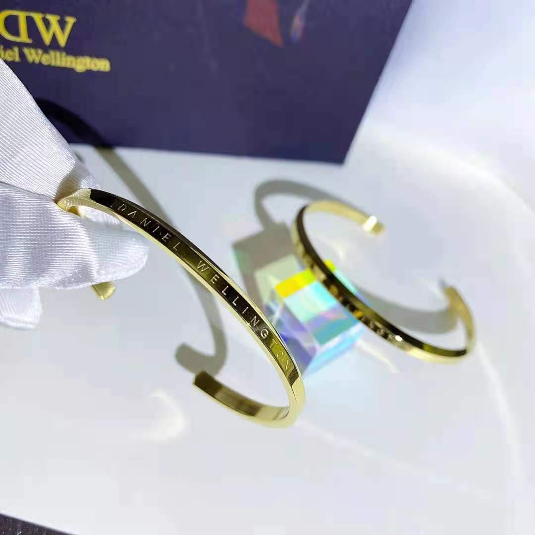 Double Loop Bracelet