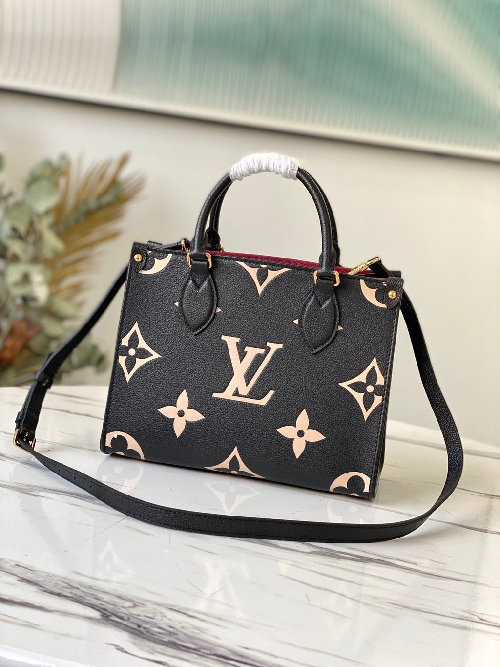 Bicolor handbag