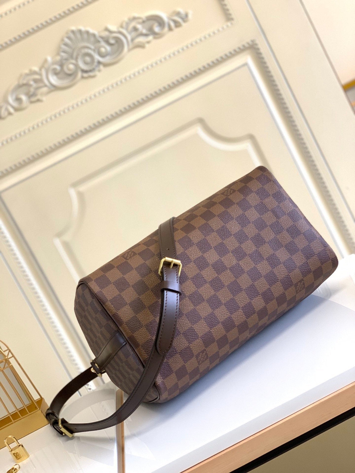 Brown color handbag speedy 30 cm