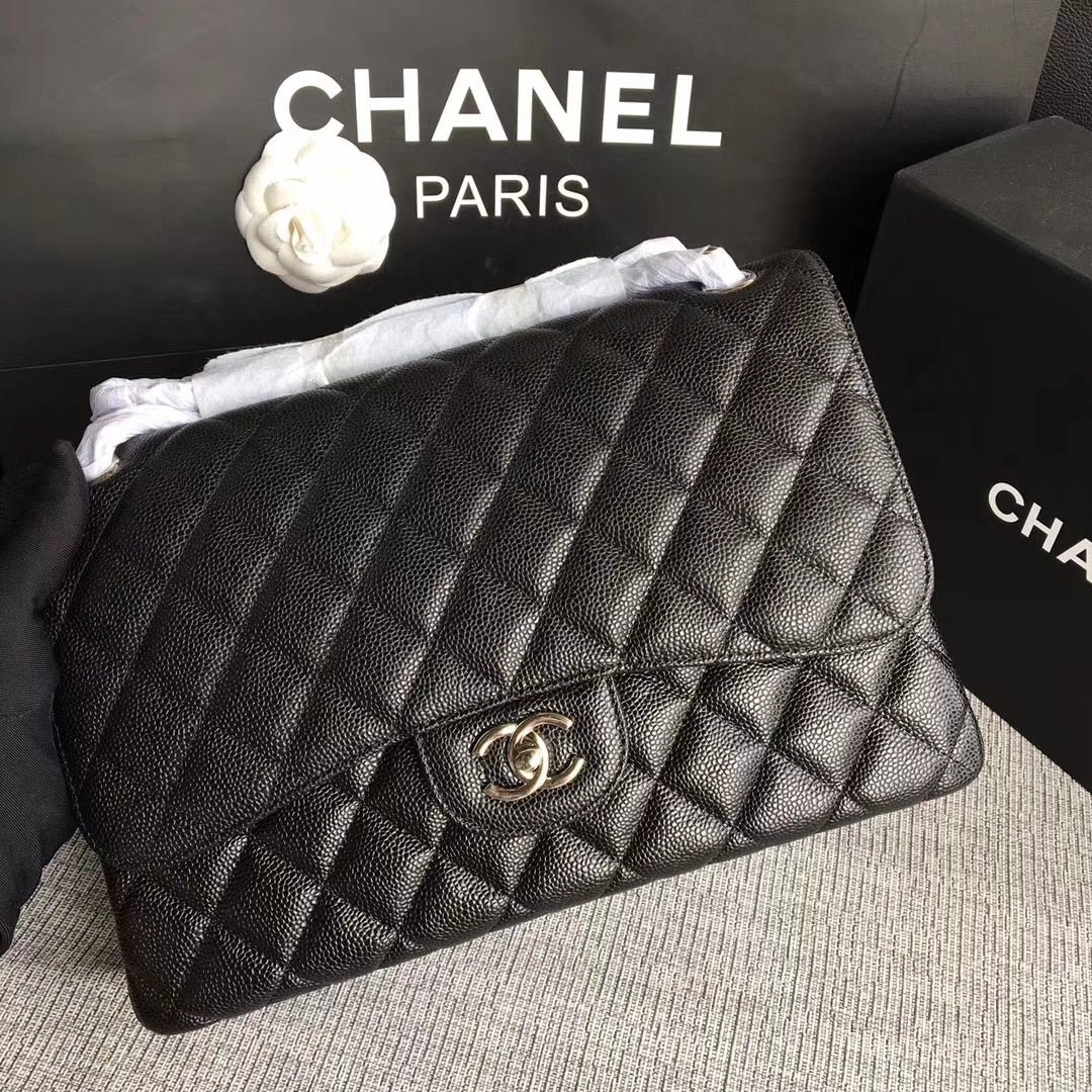 Chanel caviar 30cm