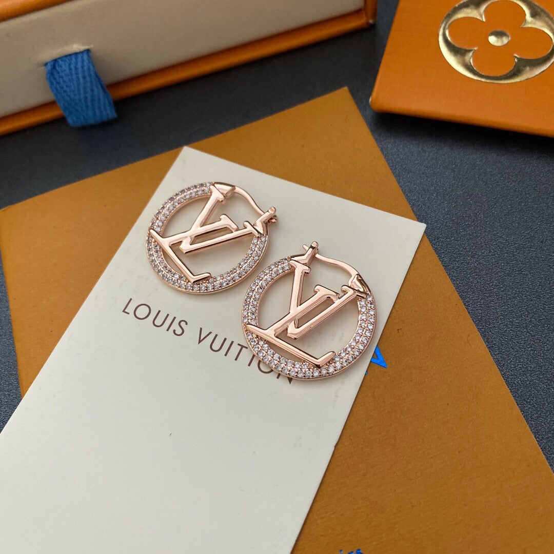 circle earrings