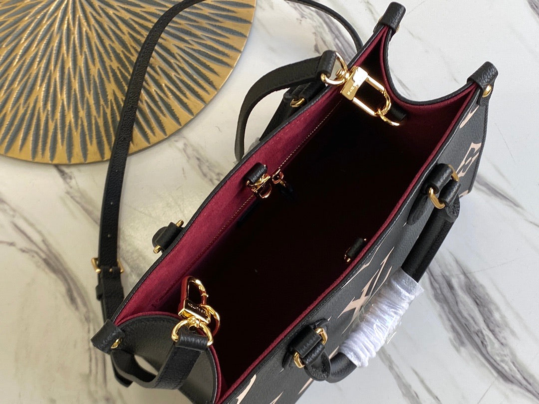 Bicolor handbag