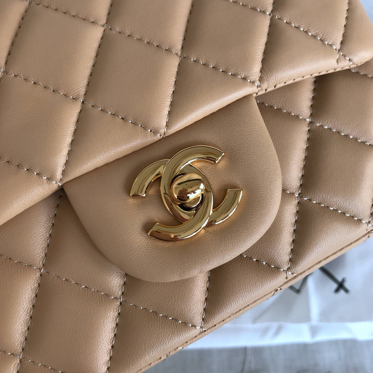 Chanel 17cm 2colors