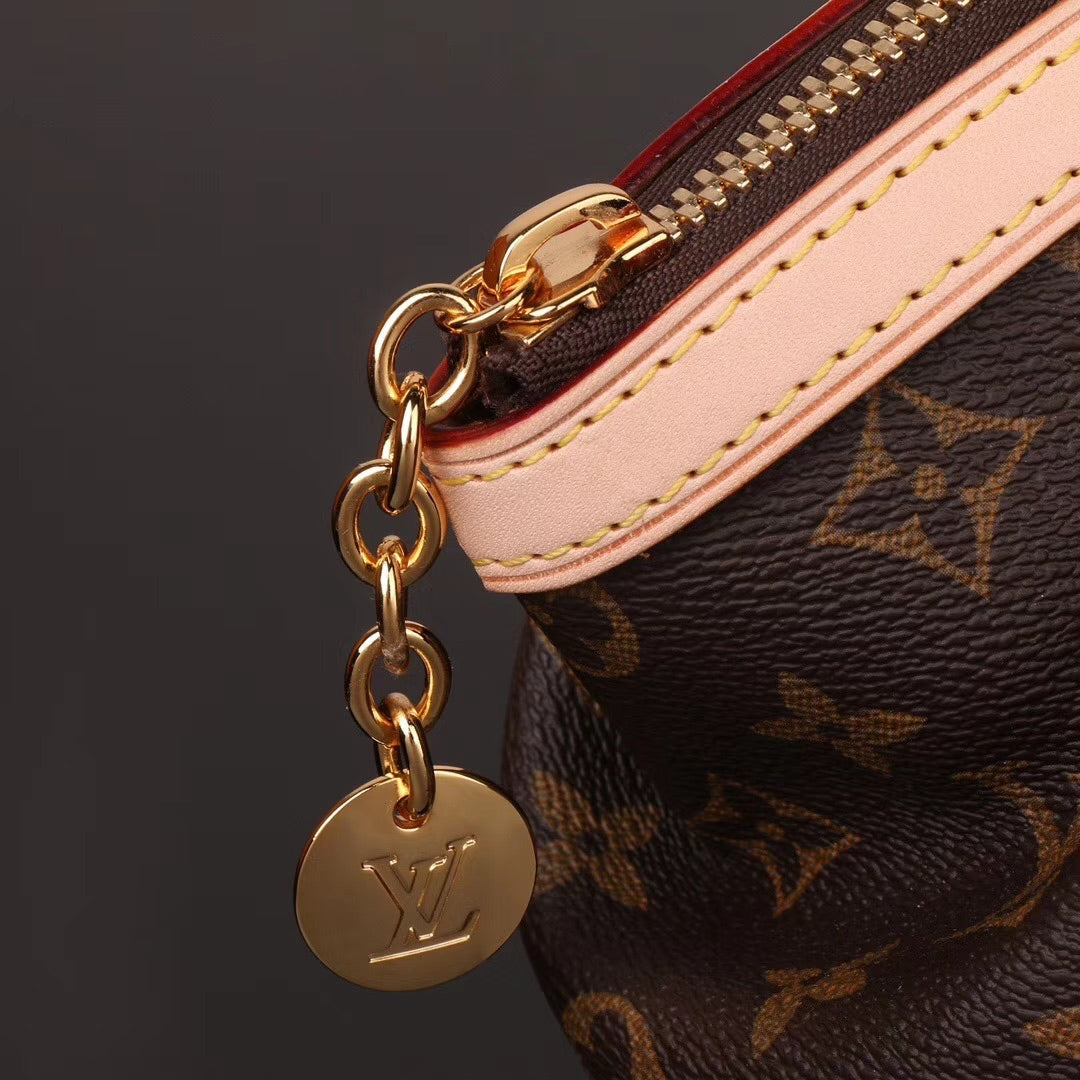 Casual and versatile handbag
