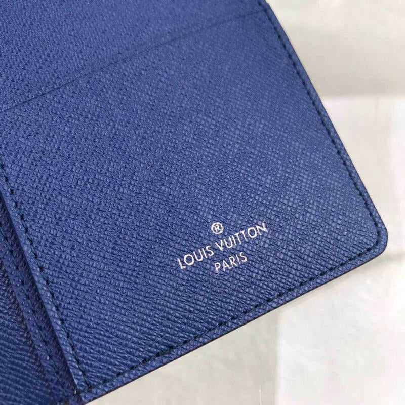 blue wallet