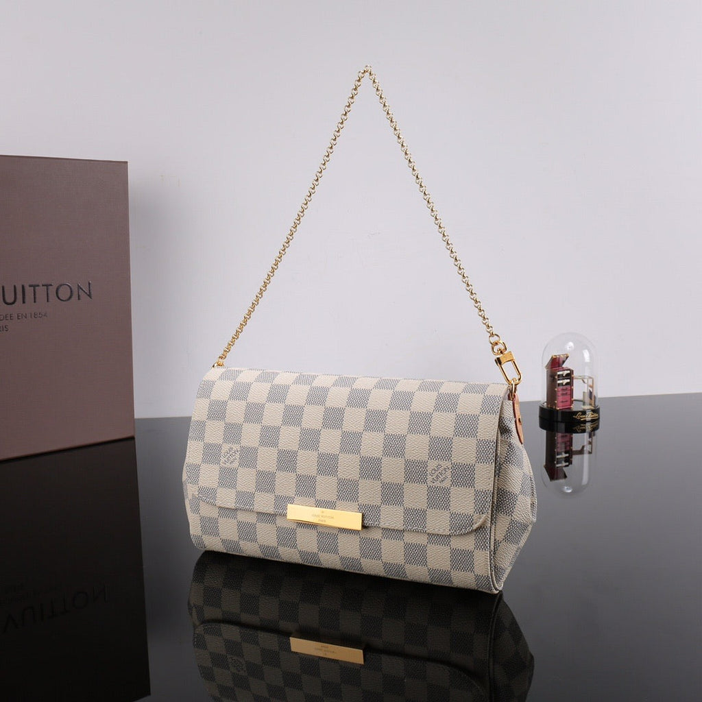 chain handbag monogram